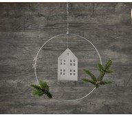 Julekrans med 1 hus